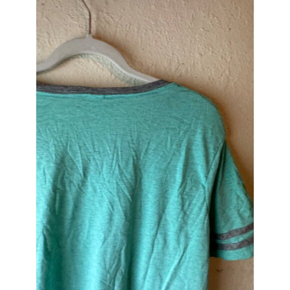 Jerzees North Carolina Aquariums V-Neck Tee XL Polyester Cotton Green Gray READ - Picture 10 of 10